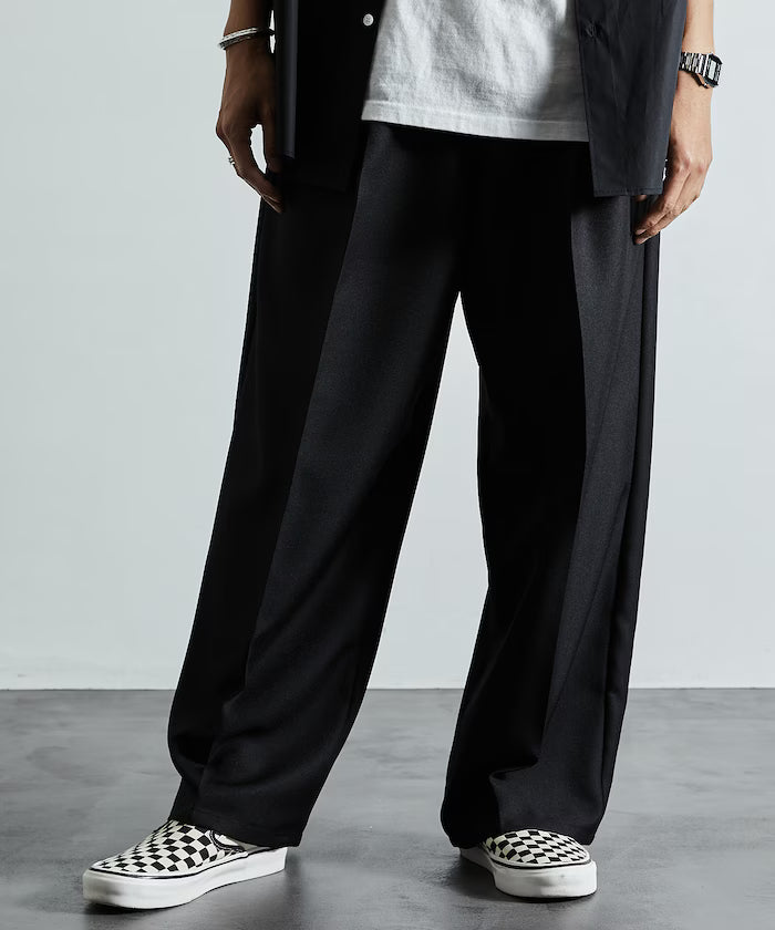 Wide Silhouette Staple Twill Easy Slacks/Wide Slacks [Limited Edition]