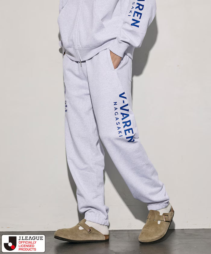[Sales start on 3/19 at 10:00] J.LEAGUE × FREAK'S STORE Special Order SUPPORTERS SWEAT PANTS [V-Varen Nagasaki]