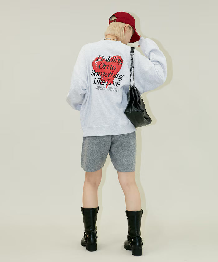 LOVE POP STUDIO HEART LOGO GRAPHIC SWEAT【Limited Edition】