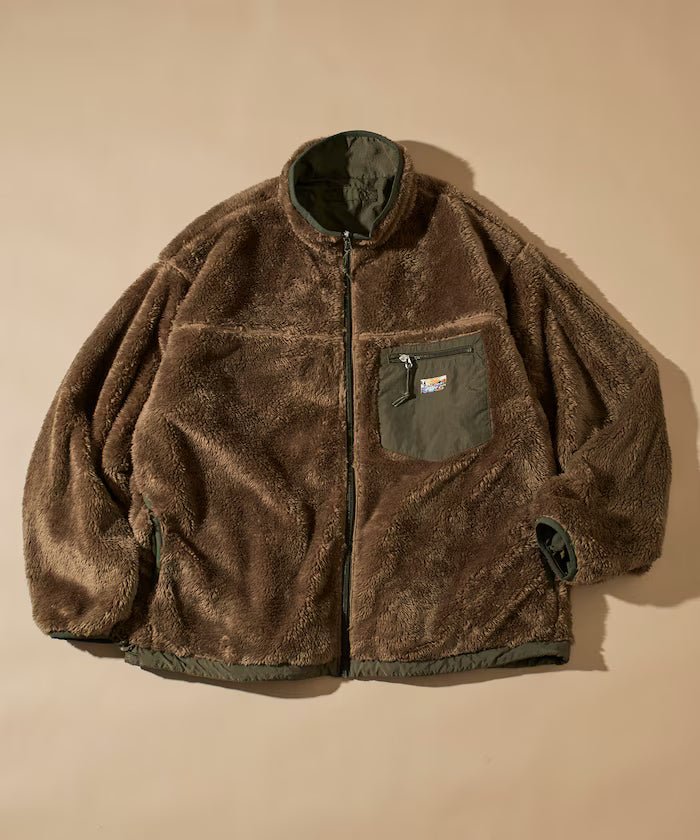 Relaxed Fit One Point Logo Reversible Nylon Fleece Jacket