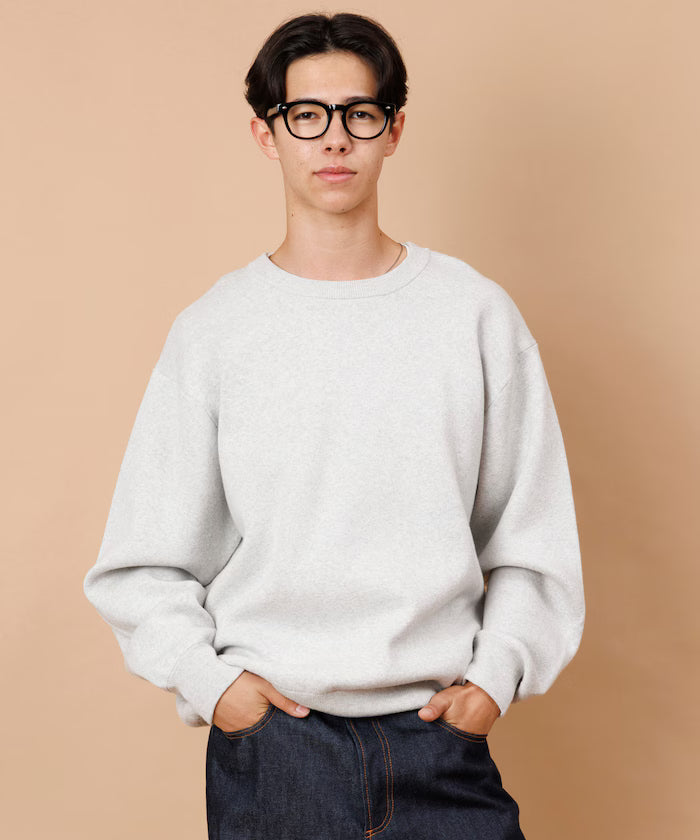 Sweat-like Crew Neck Knit