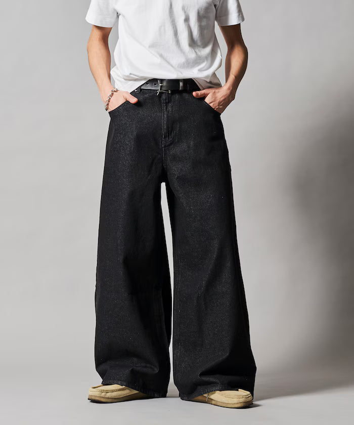 Wide Flare Silhouette Denim Pants [Limited Edition] - Black
