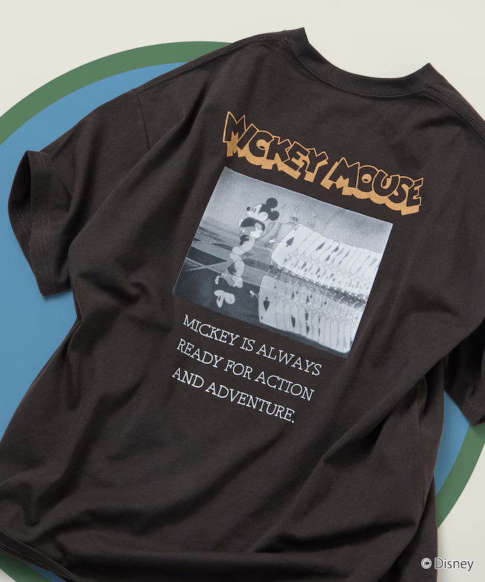 DISNEY/Mickey Mouse/Monochrome Back Print Crew Neck T-Shirt/Scene [Limited Edition]