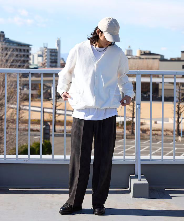 Wide Straight Silhouette One-Tuck Slack Pants