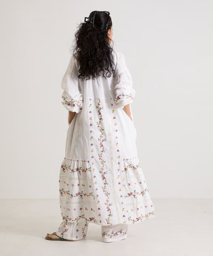 Dobby Floral Embroidery x Lace Dress