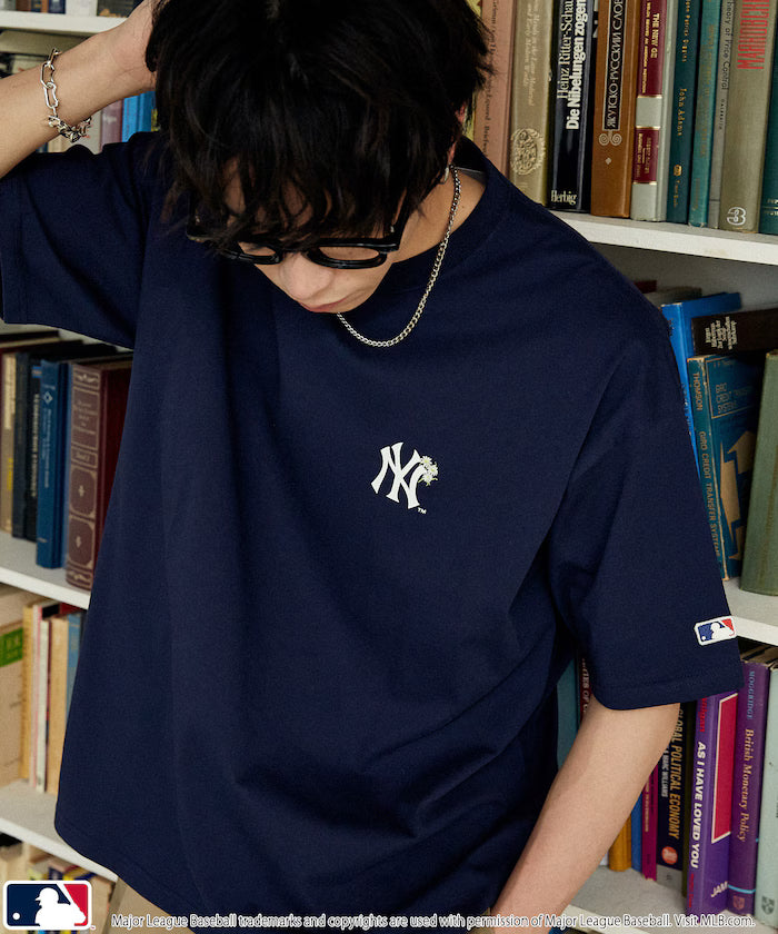 Limited Edition MLB One Point Flower Embroidery T-Shirt