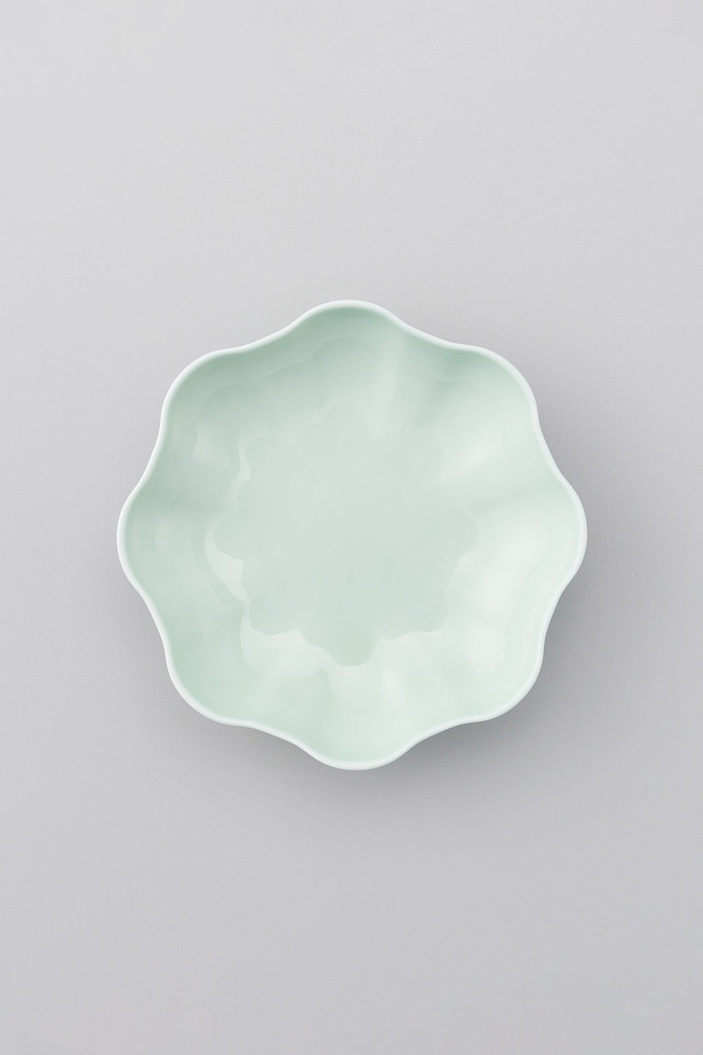 PORCELAIN POTTERY BOWL MEDIUM