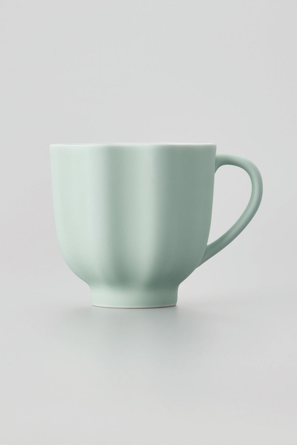 PORCELAIN POTTERY TEA MUG