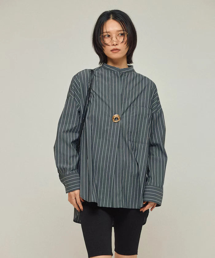 Oversized Long Sleeve Brooch Shirt