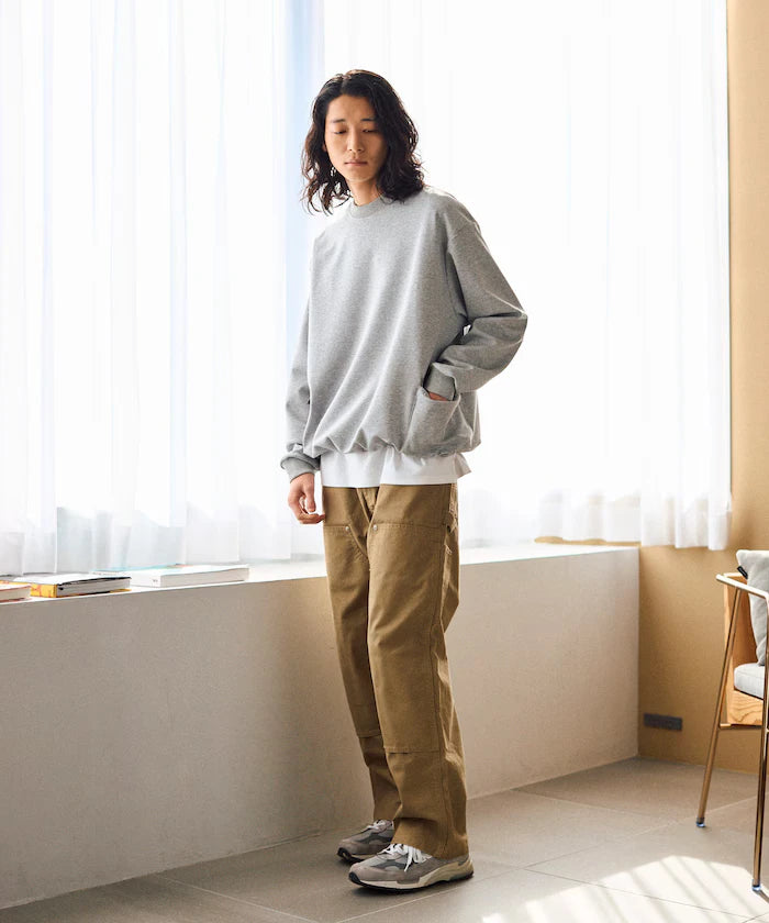<New Color Added> Side Pocket Spindle Cardboard Crew Neck Sweatshirt