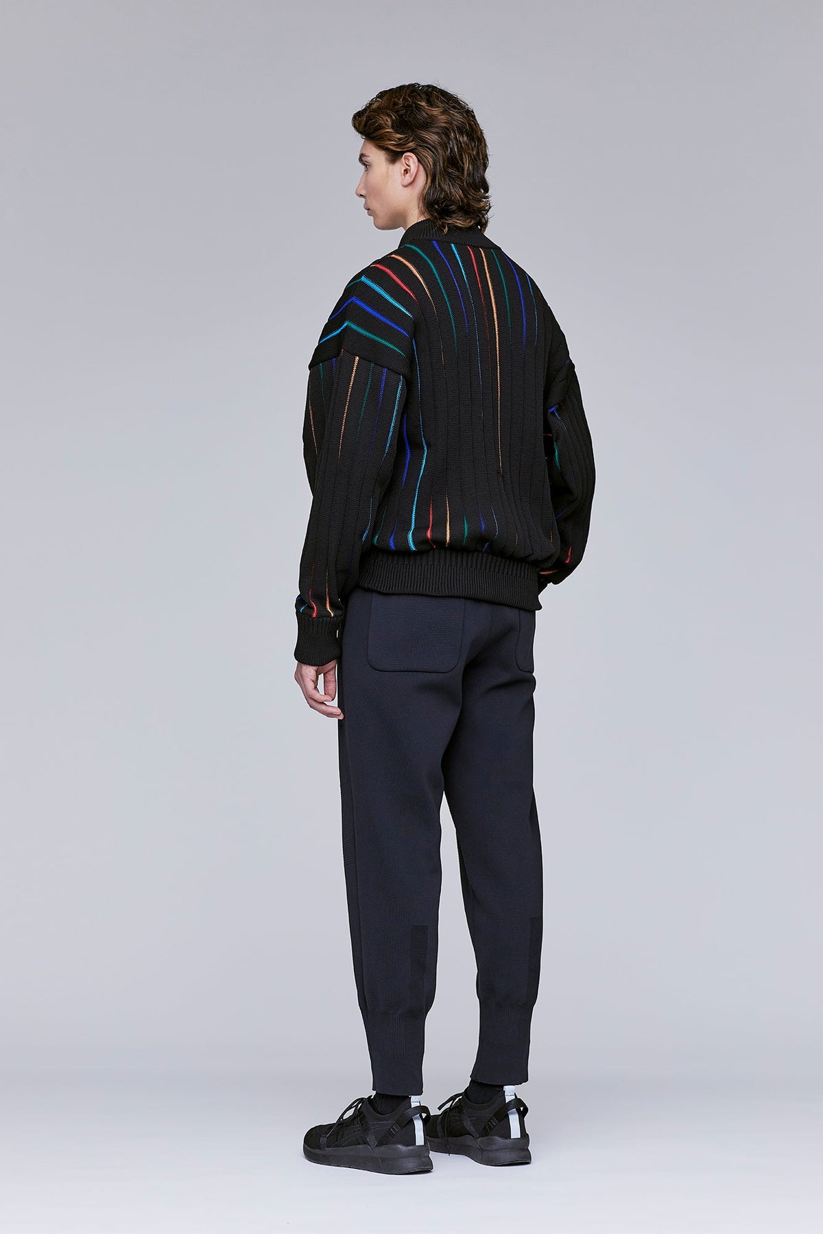 LOUVER STAND-UP COLLAR BLOUSON