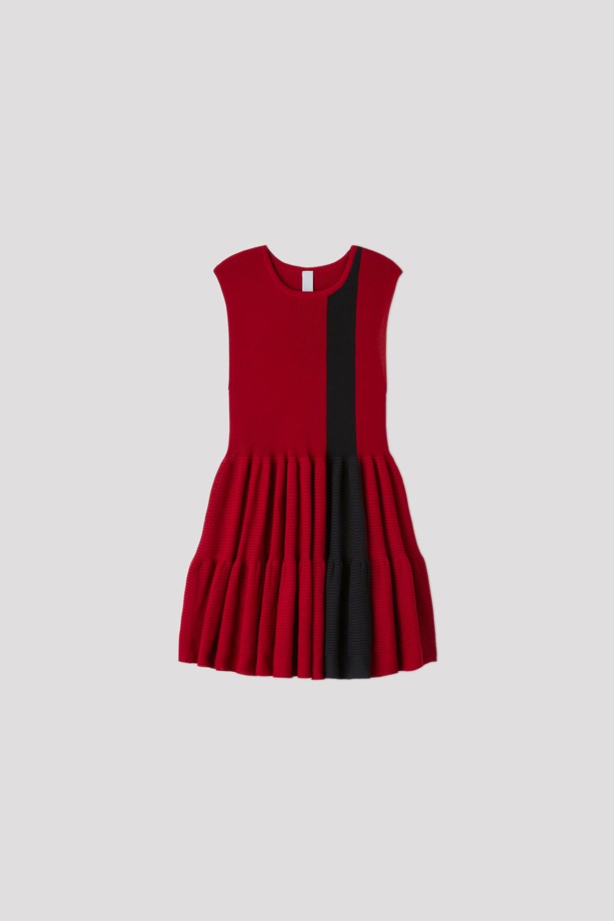 CASCADES SLEEVELESS TOP