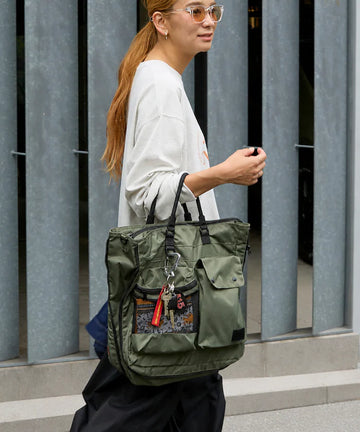 EXPANDER HELMET TOTE BAG
