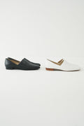 SIDE CUT STACKED FLAT SHOES