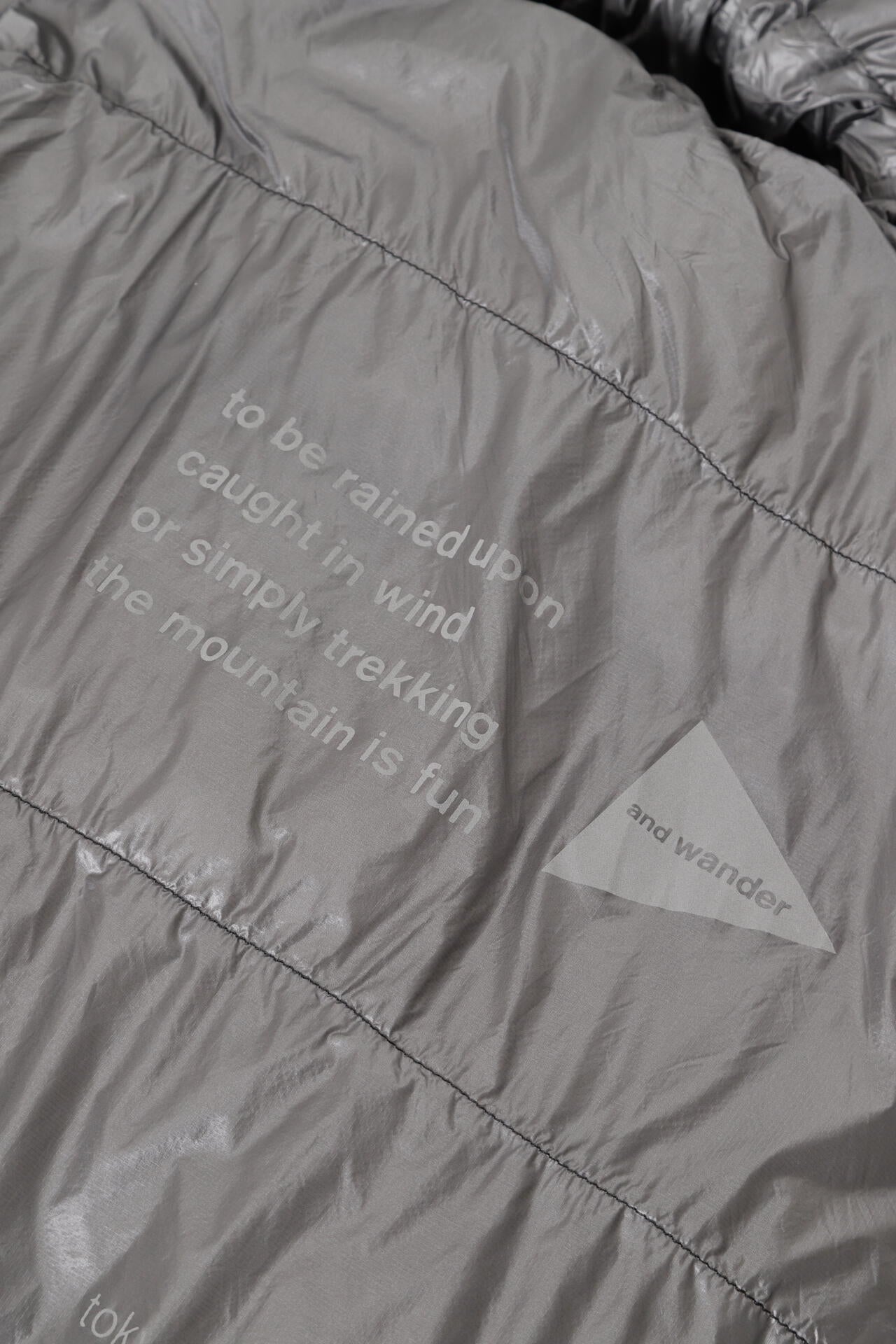 NANGA × and wander sleeping bag 500