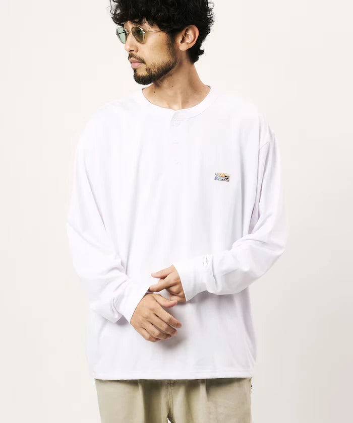FREAK'S STORE for BEACH & FES Relax Fit One Point Logo Spindle Henley Neck Long Sleeve T-Shirt