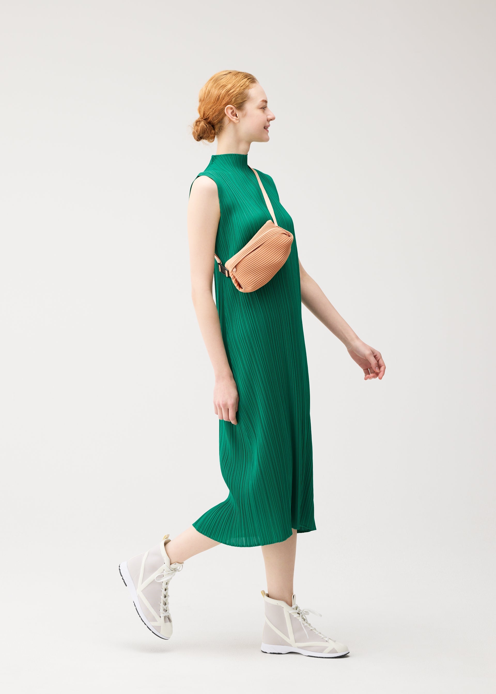 Bias Pleats Waist Bag