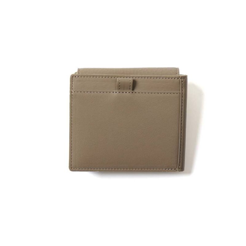 TONE LAYER COMPACT WALLET / GREIGE