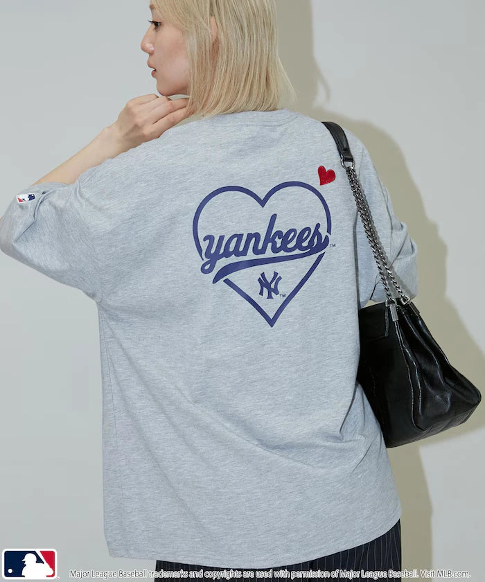 MLB Back Print Heart T-Shirt