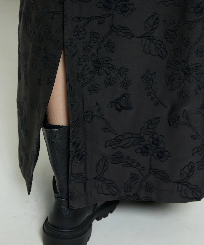 Flower Embroidery I-Line Easy Skirt