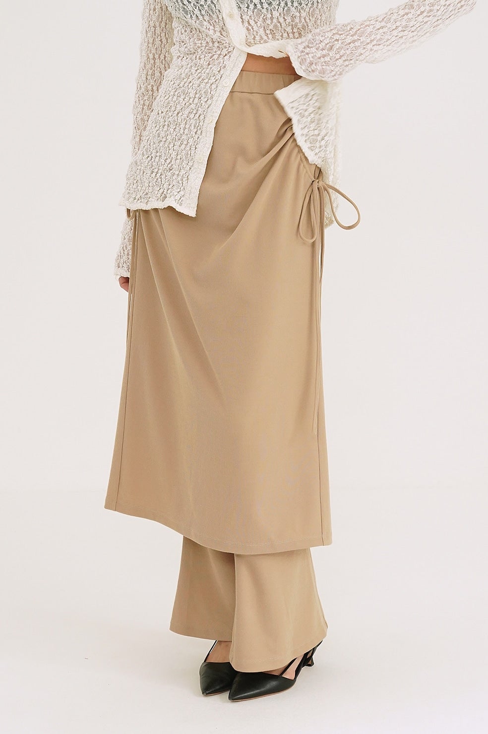 PANTS LAYERED SIDE SHIRRING SKIRT