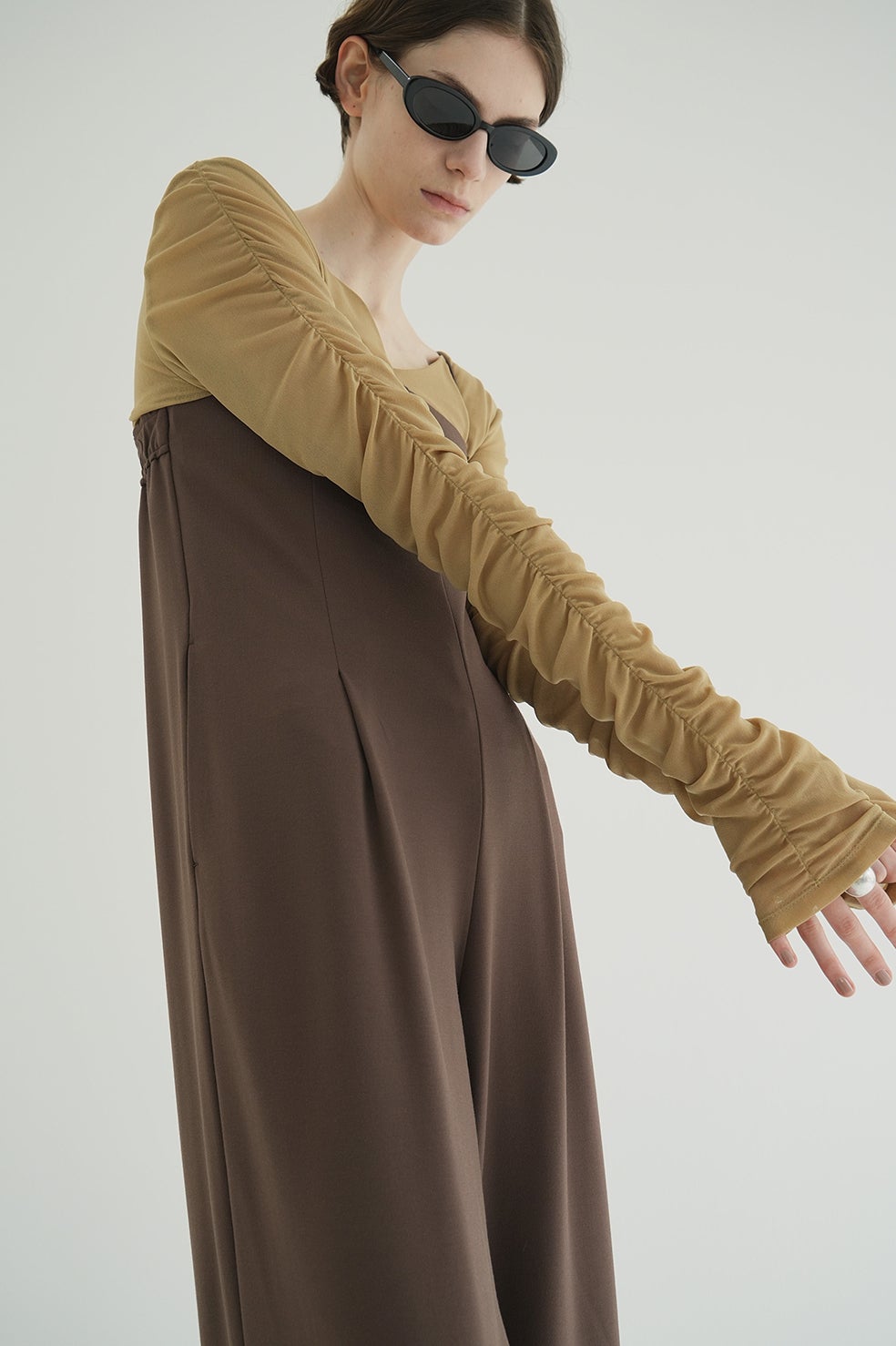 W TULLE SHIRRING TOPS