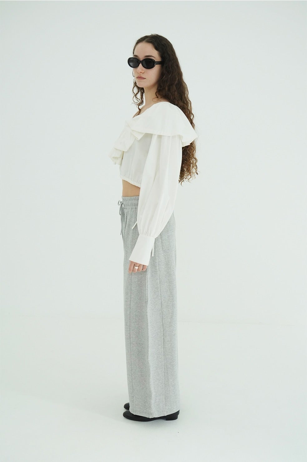 FRILL COLLAR SHORT BLOUSE
