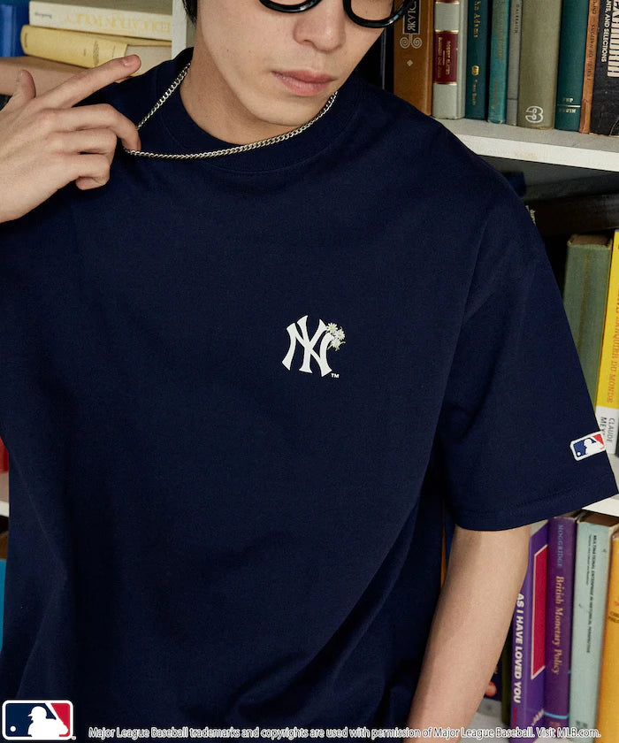 MLB One-Point Flower Embroidery T-Shirt