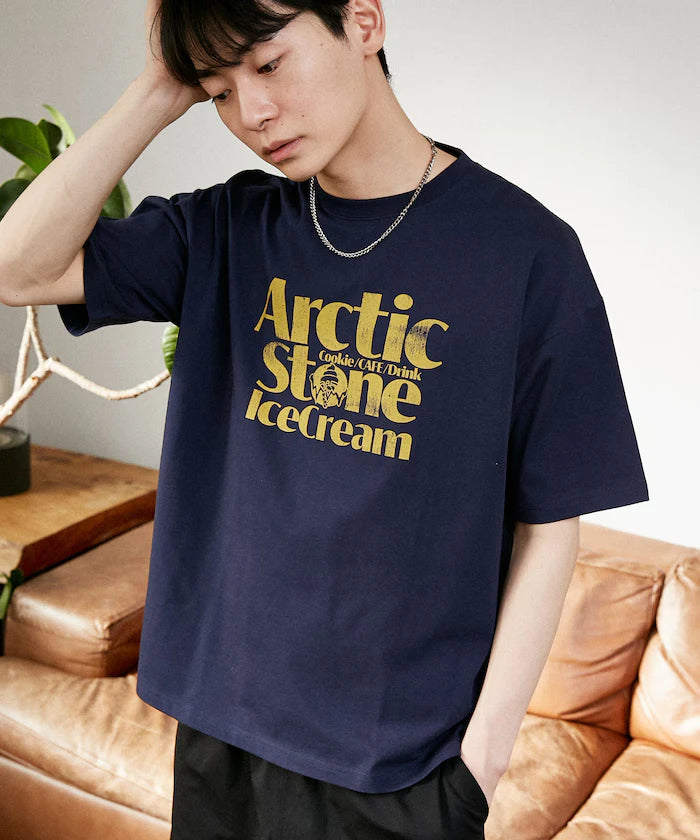 Love Pop Studio Ice Cream Shop Logo T-Shirt Limited Edition