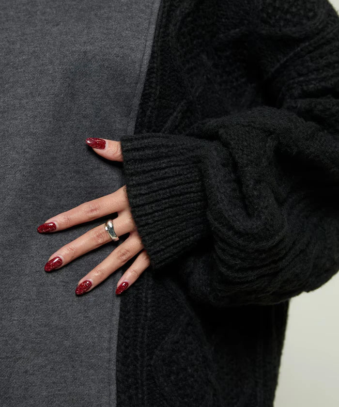 Mixed Material Switch Turtle Neck Knit Limited Edition