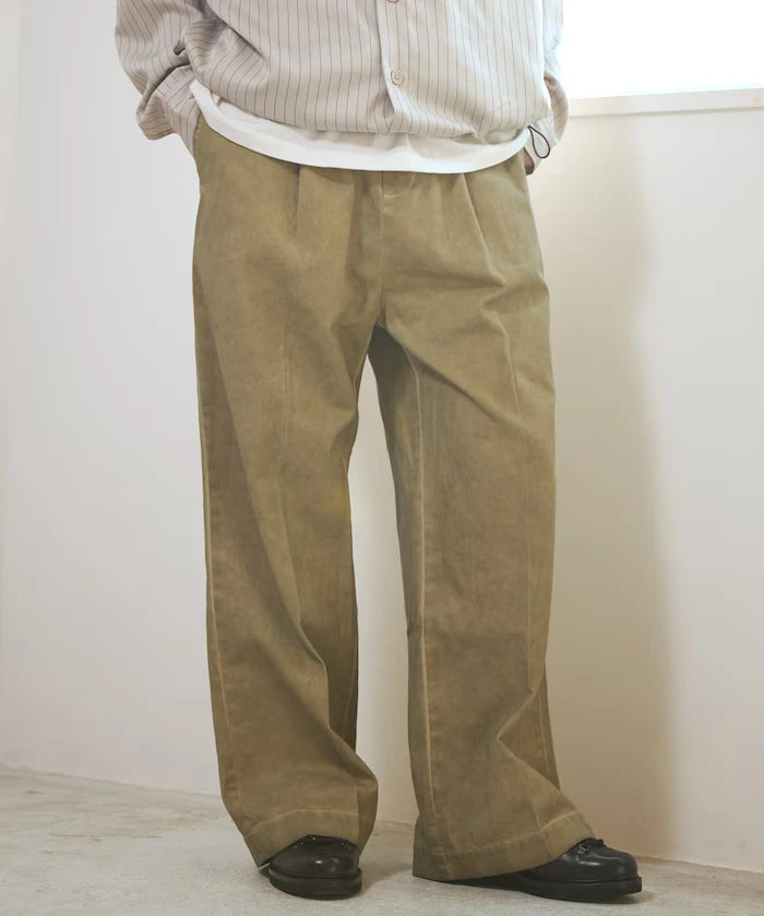 Fade processing cotton tuck wide pants
