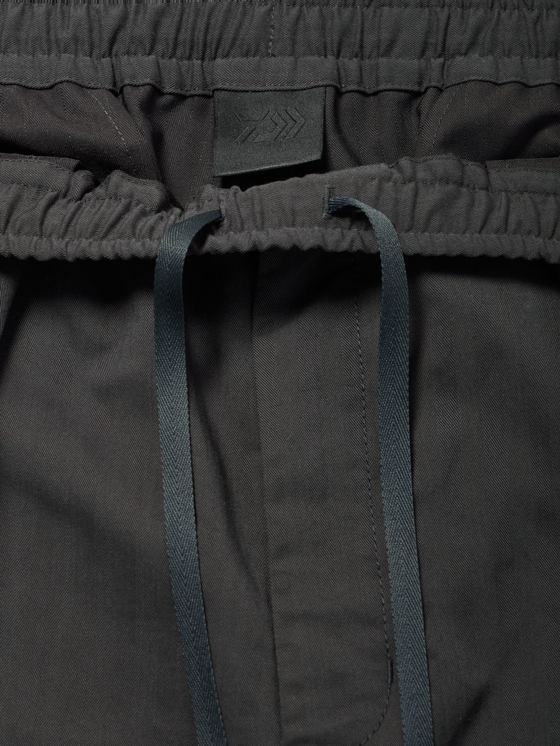 W's TECH EASY SHORTS HERRINGBONE