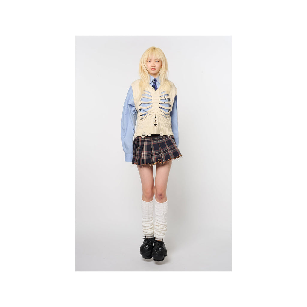 RIB CAGE CABLE KNIT VEST：NAVY