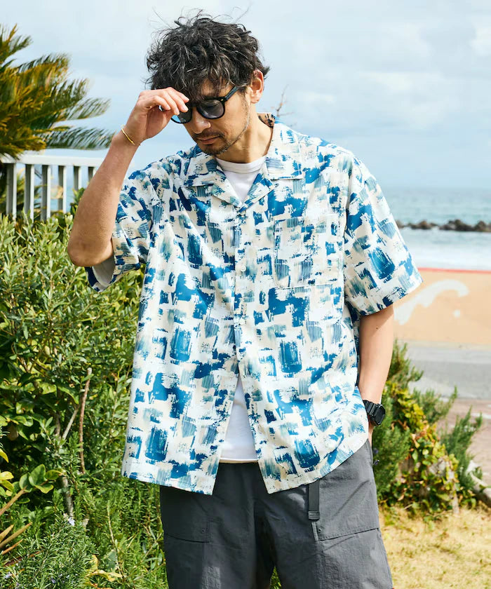 Open Collar Pattern Short Sleeve Shirt