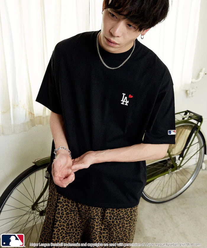 MLB Back Print Heart T-Shirt