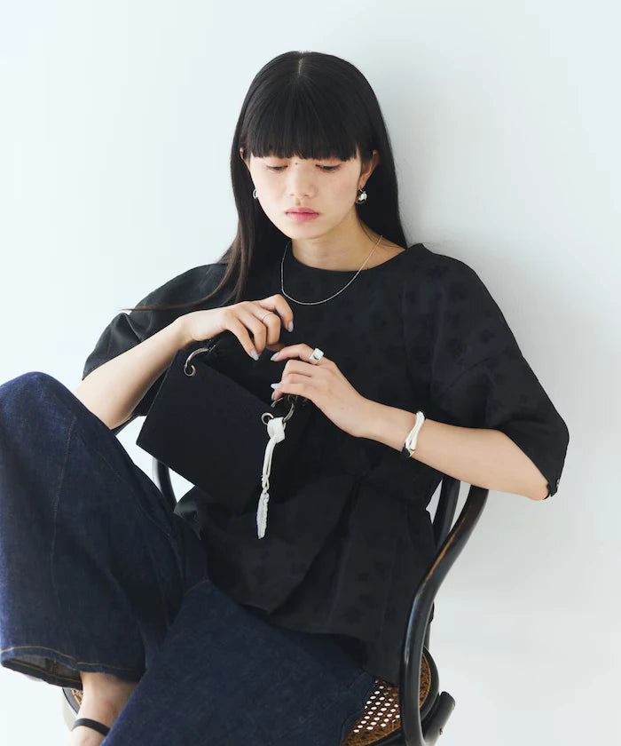 Flower Sheer Jacquard Volume Sleeve Peplum Blouse / 5 Minutes Sleeve