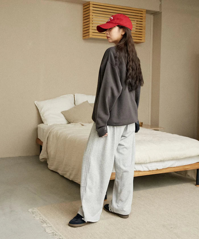 Ribbon Embroidery Crew Sweat Limited Edition