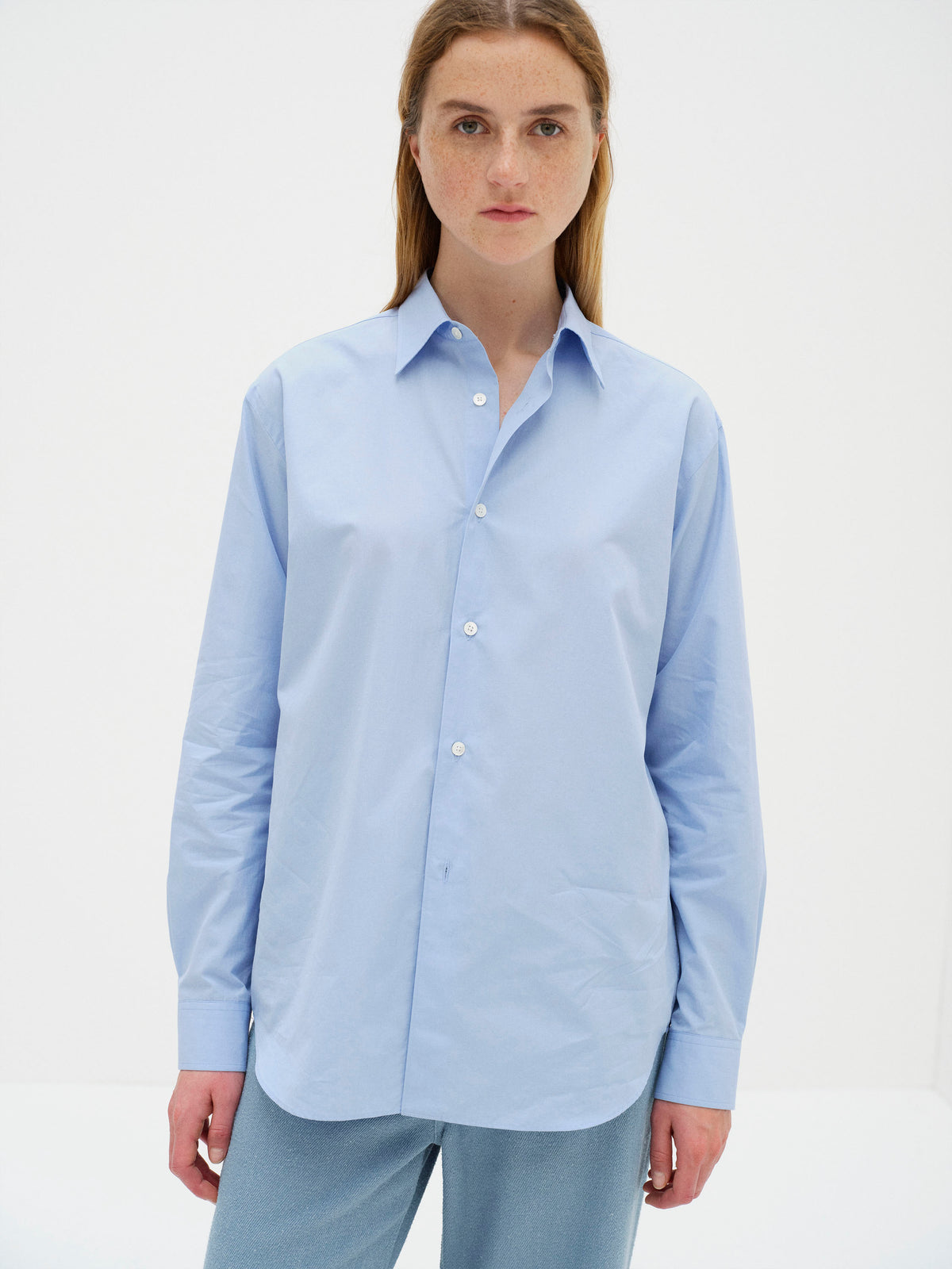 FINX LIGHT WEATHER CHAMBRAY SHIRT
