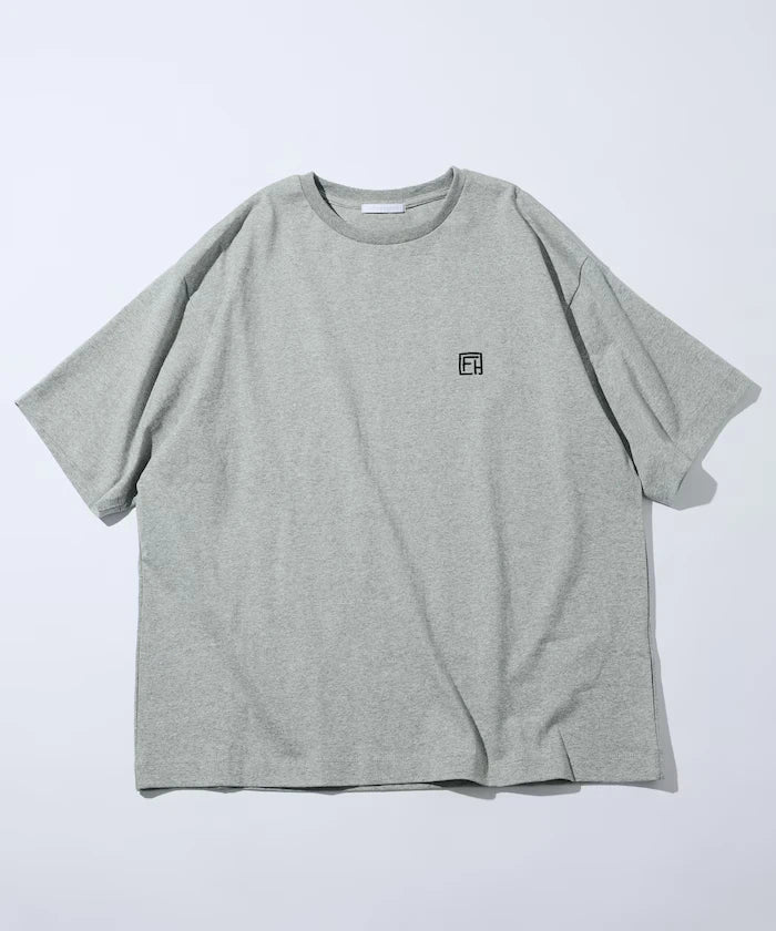 6 oz Front Logo Embroidered Crew Neck T-Shirt / Back Print T-Shirt PRINT ROUND FIRST