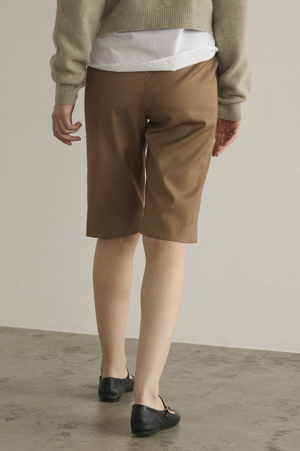 LOW WAIST HALF PANTS