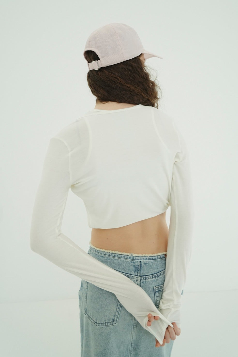MANY CONVERTIBLE CUT TOPS
