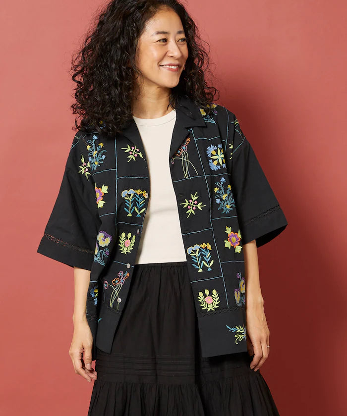 Patchwork Flower Embroidery Shirt