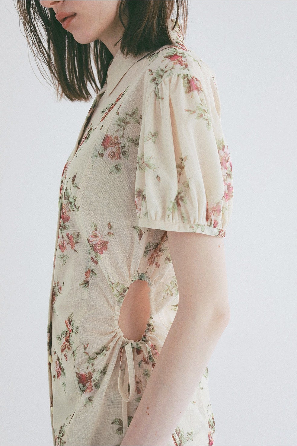 FLOWER SIDE HOLE SHIRTS