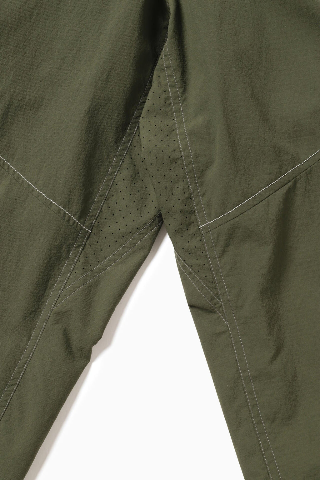 stretch rip pants