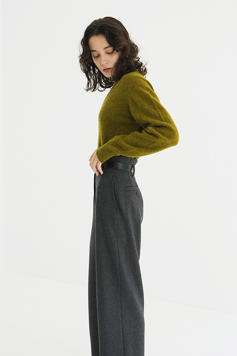 YAK V NECK KNIT TOPS