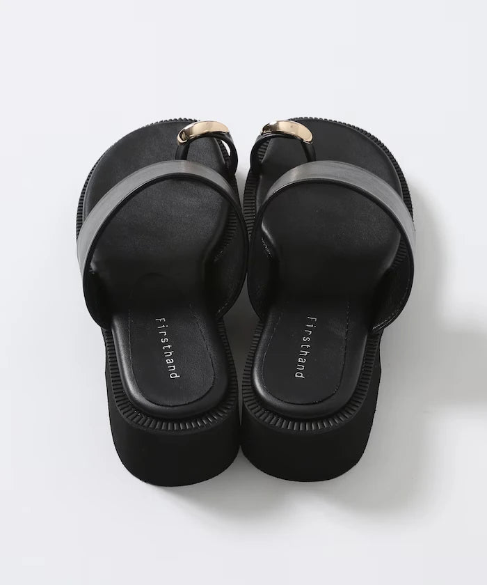 Metal Accent Thumb Loop Sandal