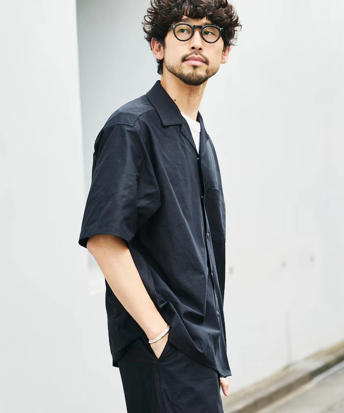 Open Collar Short Sleeve Shirt & Easy Shorts Travel Setup Fabric by SOLOTEX(R)