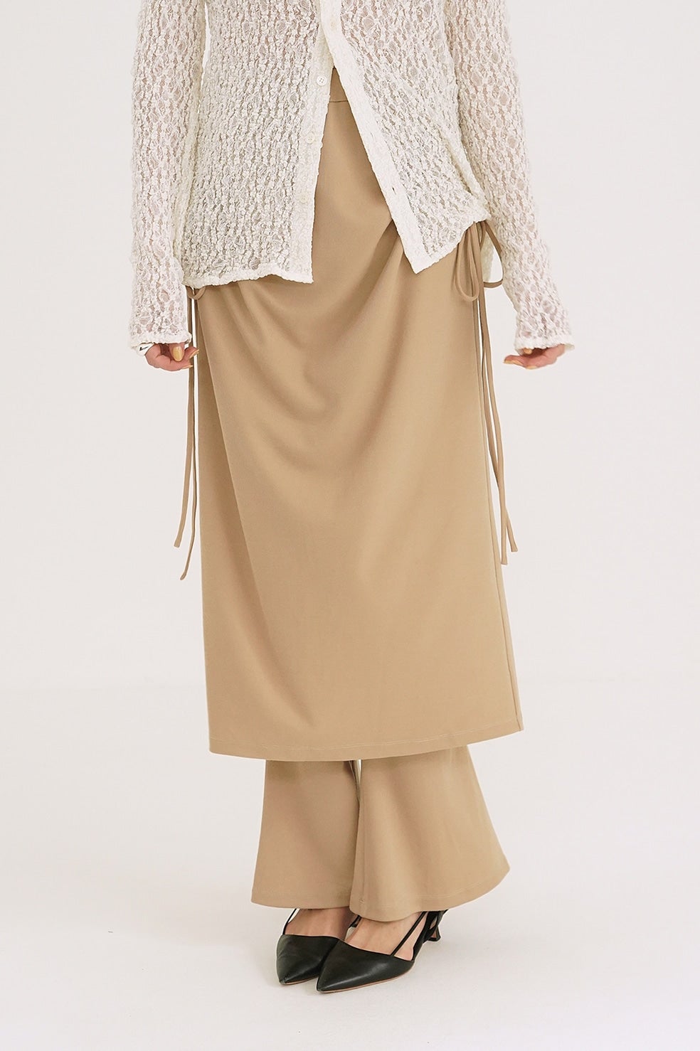 PANTS LAYERED SIDE SHIRRING SKIRT