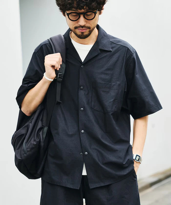 Open Collar Short Sleeve Shirt & Easy Shorts Travel Setup Fabric by SOLOTEX(R)