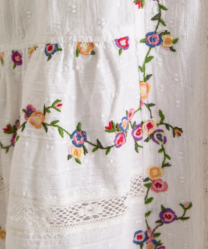 Dobby Floral Embroidery x Lace Dress